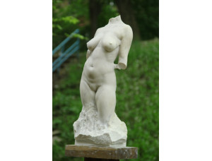 Садово-парковая скульптура «Ода женскому телу»